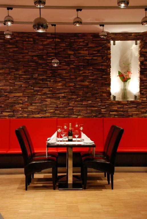 Hotel Villa Romantica Kolin Ngoại thất bức ảnh